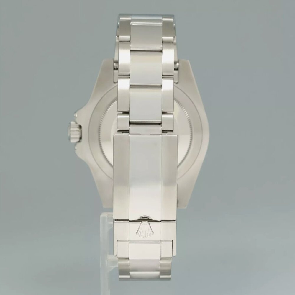 MINT MEN'S ROLEX 40MM ICED SAPPHIRE WATCH - Picture 5 of 7